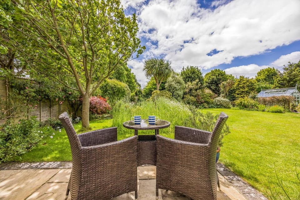 Other, Seating area, Garden view