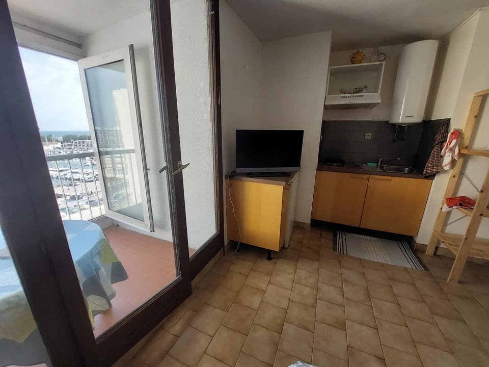 TV and multimedia, Balcony/Terrace, Kitchen or kitchenette