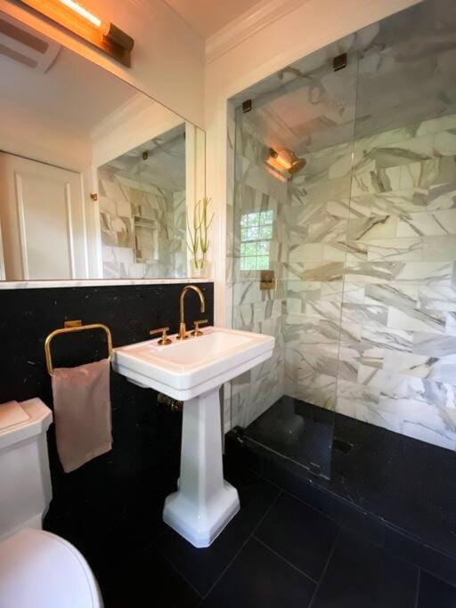 private luxe, garden, wellness home steps from Princeton House in Franklin Township