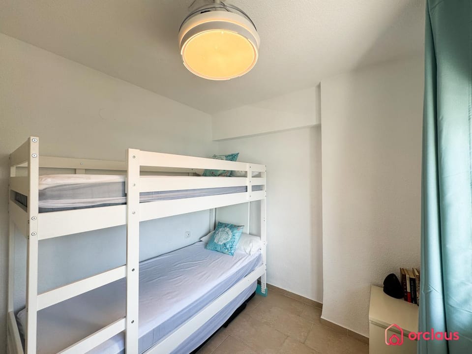 Bed, Bedroom, bunk bed