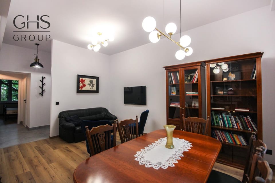 Library, TV and multimedia, Living room, Seating area