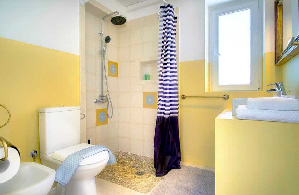 Aida Sul Porto Apartment in Vlorë County, Albania