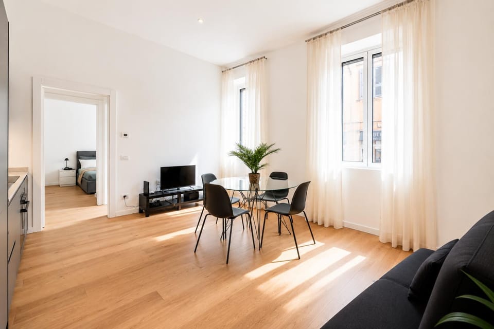 Day, Living room, Seating area, Time of day