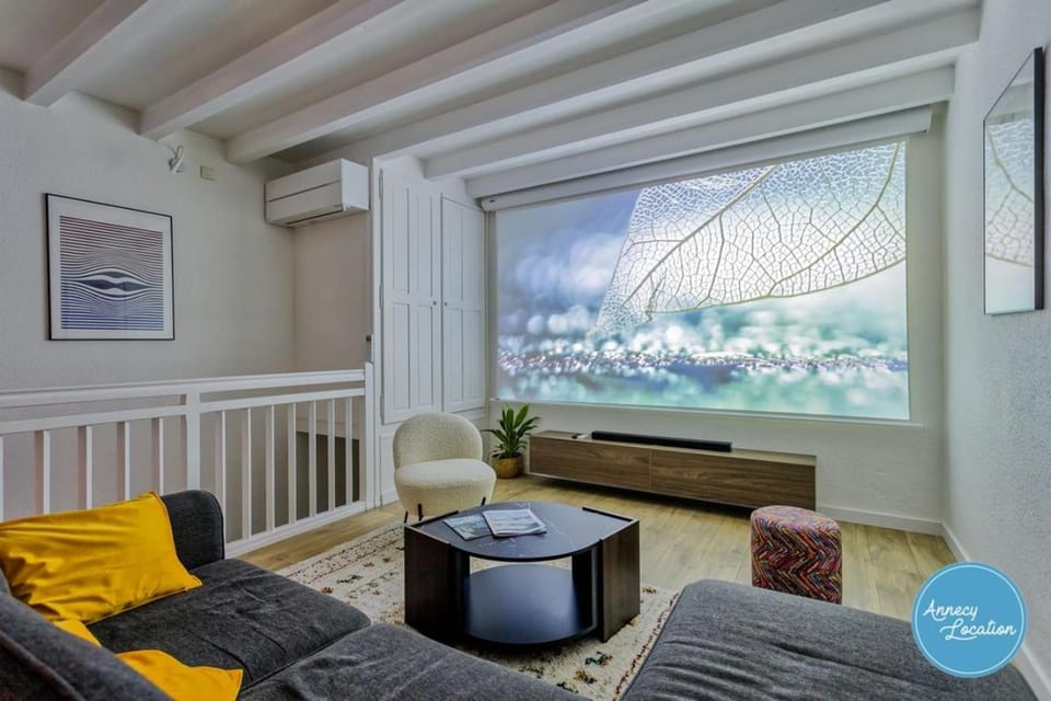 LEscapade du Col Cozy 2-Bedroom Apartment Apartment in Menthon-Saint-Bernard