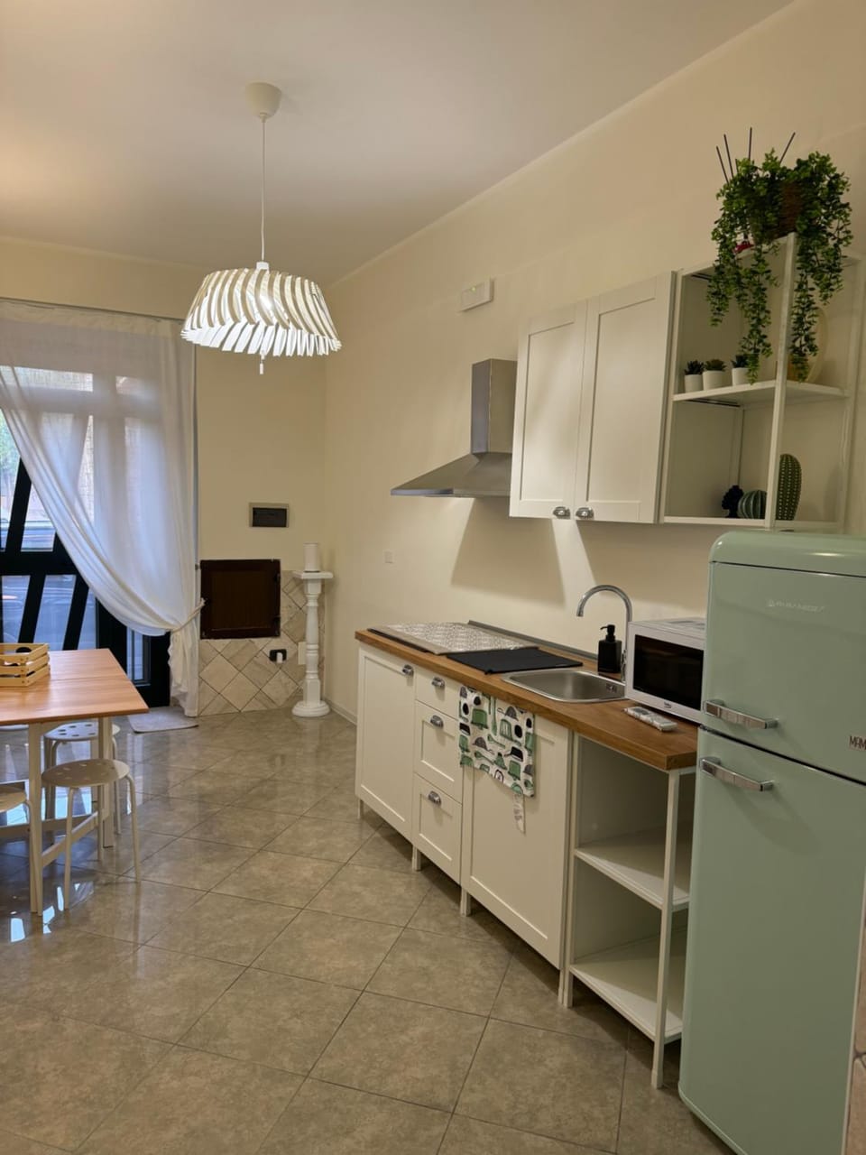 A Un Passo Dal Lago House in Province of Foggia