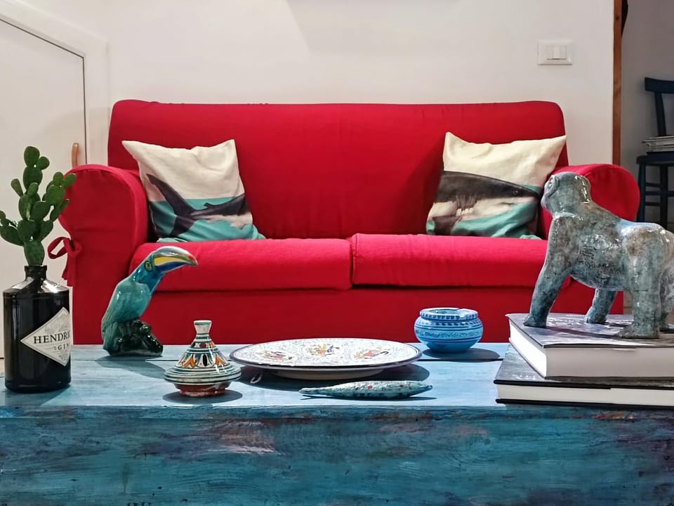 Living room, Seating area