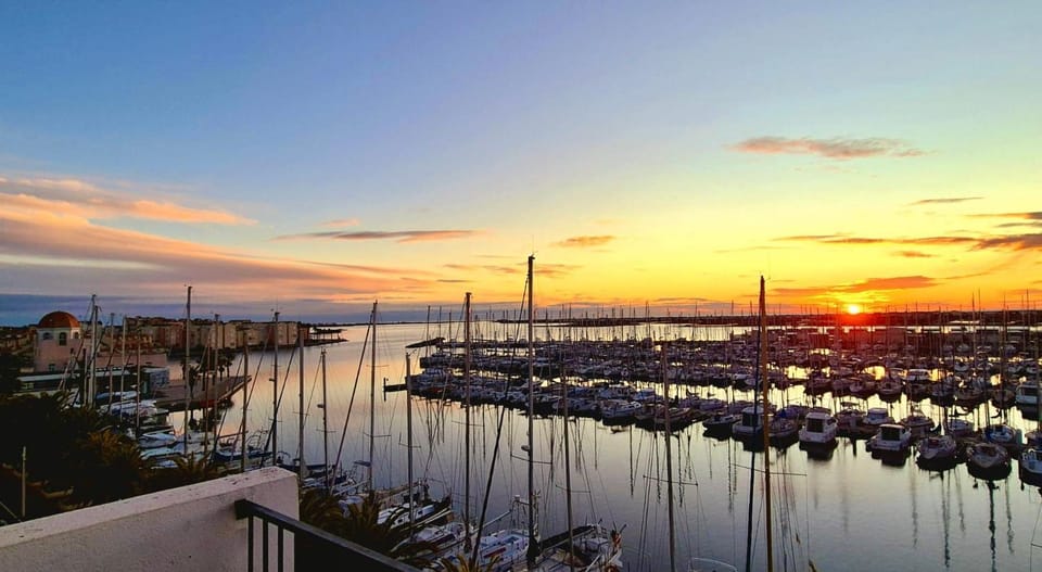 Natural landscape, View (from property/room), View (from property/room), Landmark view, Sea view, Sunrise