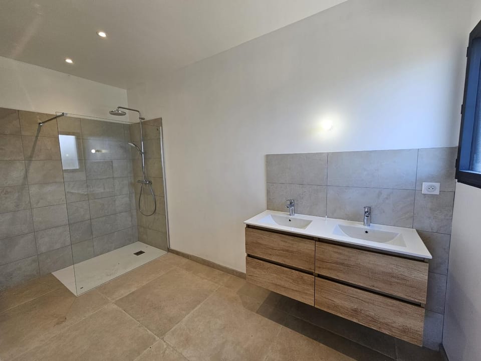 Shower, Bathroom, Bath