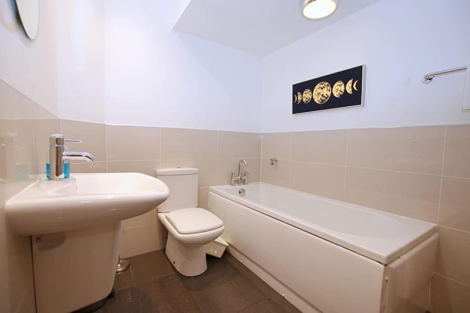 Market Street - 2 bed Apartment Apartment in Ilfracombe