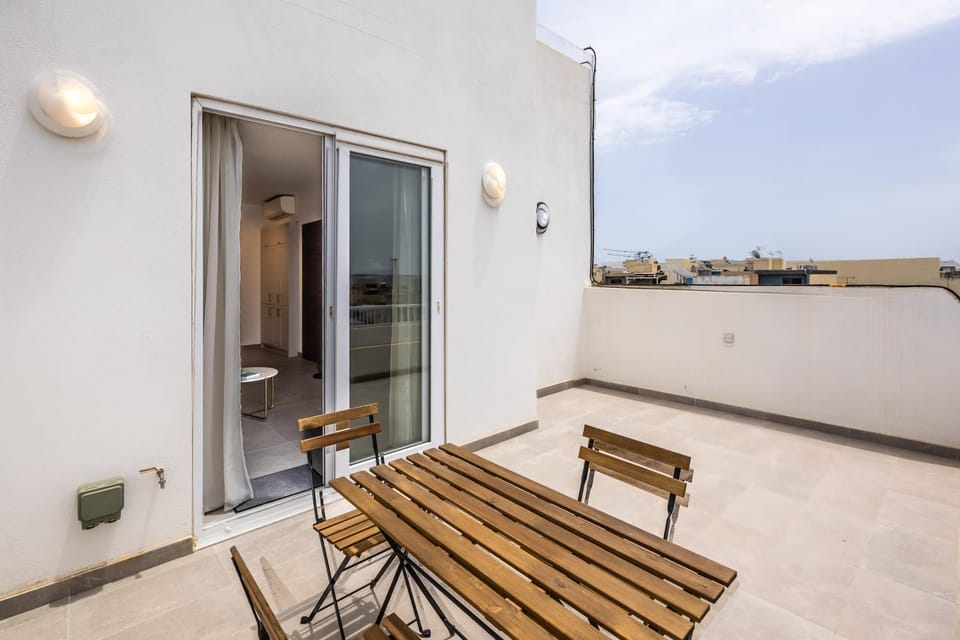 Charming and new Penthouse close to Mosta Dome by SF HOMES Apartment in Malta