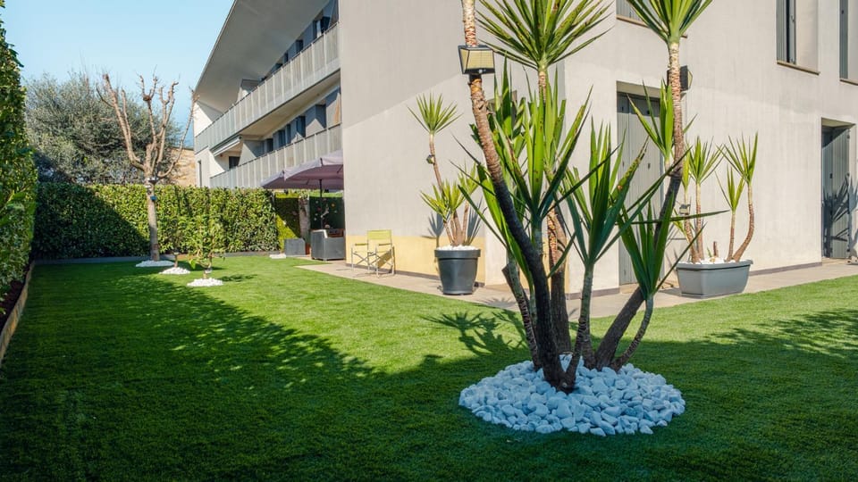 Property building, Garden