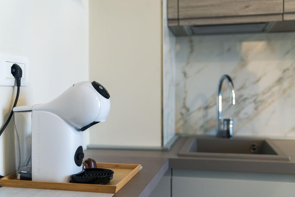 Coffee/tea facilities, Kitchen or kitchenette, kitchen