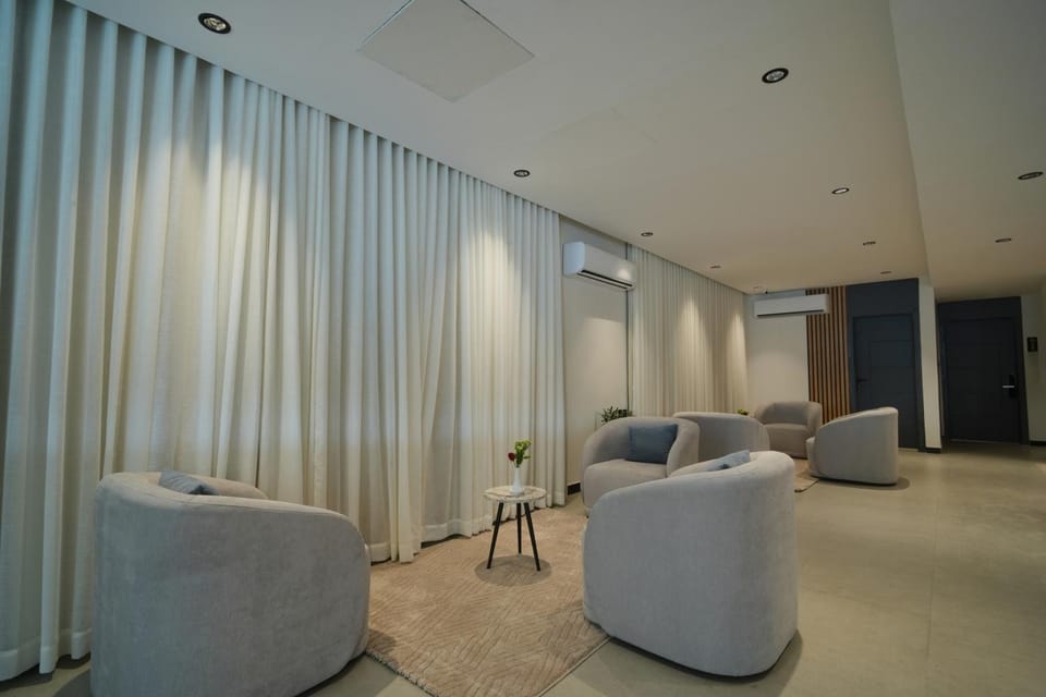 Property building, Seating area