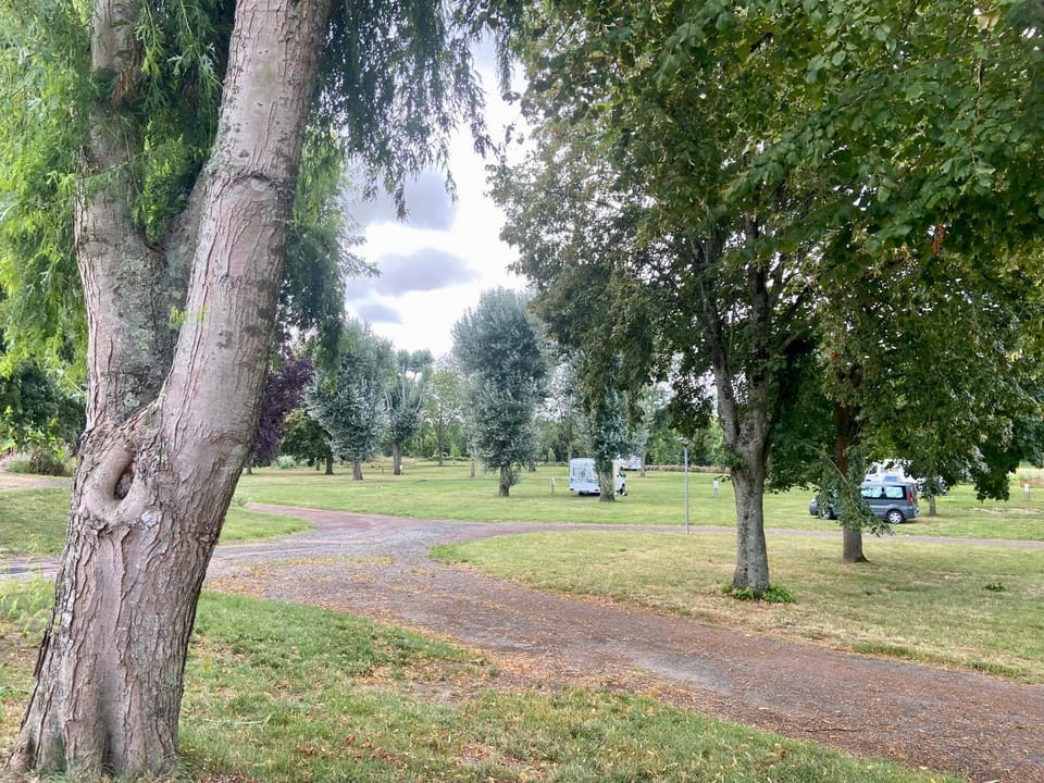 Camping Onlycamp les Bords de Vienne Campground/ 
RV Resort in Centre-Val de Loire