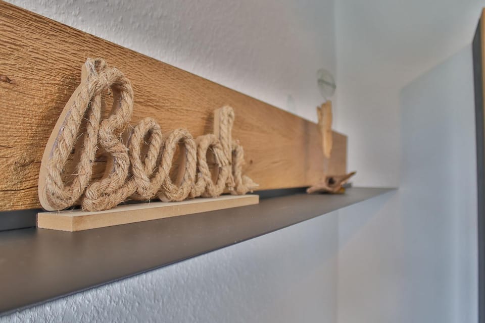 Decorative detail