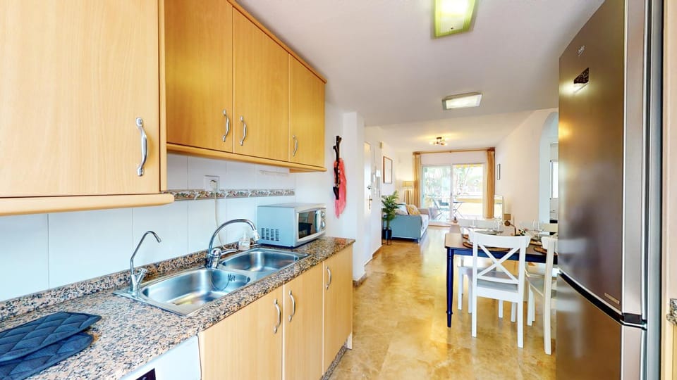 Kitchen or kitchenette, Dining area, dishwasher, oven, stove