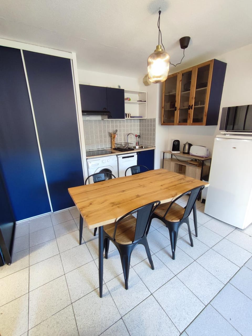 Appartement familiale 4 pers, terrasse et piscine Apartment in Saint-Cyprien