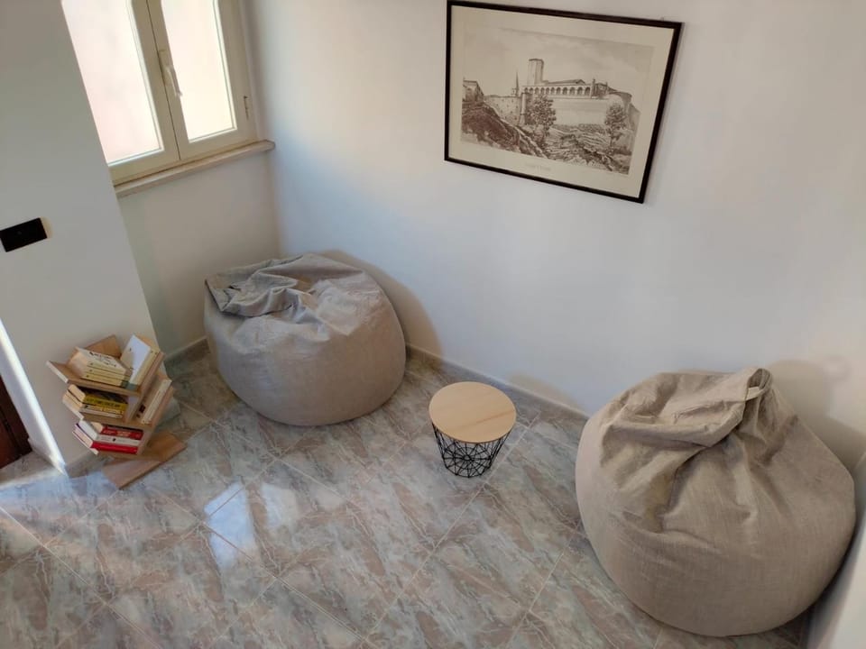Piazza Varese Apartment in Lazio
