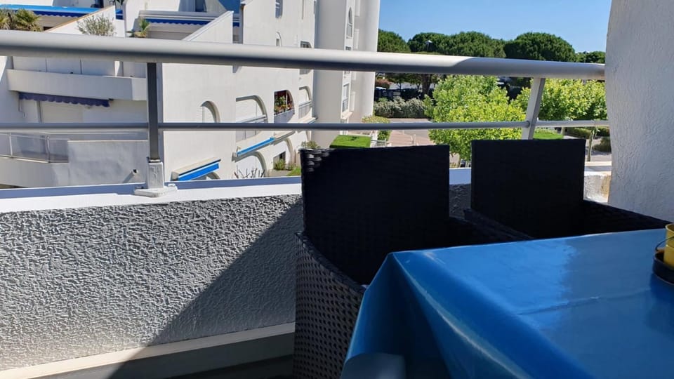 Studio rénové, proche plage couchant, 4 pers, clim, parking privé et wifi privatif Apartment in La Grande-Motte