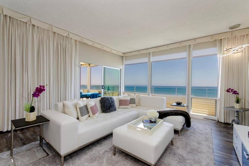 OCEAN PARADISE SANTA MONICA ADJACENT 2 Bedroom Apartment in Topanga