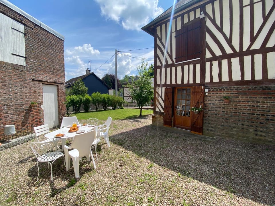 BBQ facilities, Garden, Dining area, Garden view