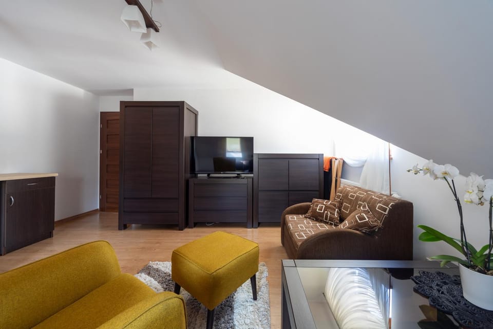 Apartament II-poziomowy POBIEROWO nam morzem Apartment hotel in West Pomeranian Voivodeship, Poland