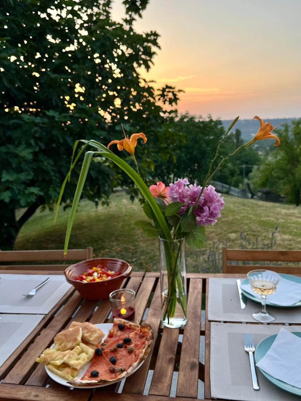 Natural landscape, Balcony/Terrace, Dinner