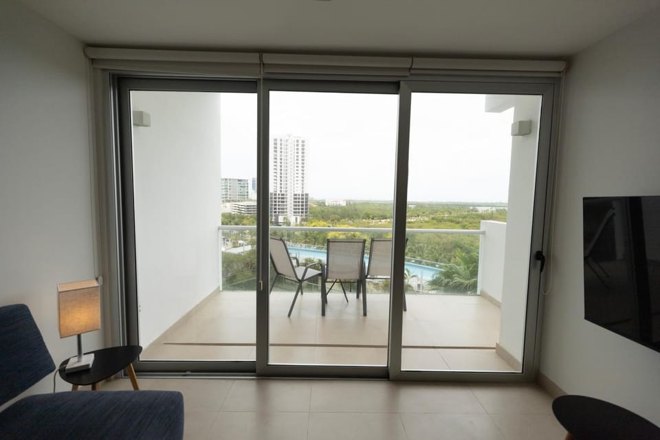 TV and multimedia, View (from property/room), Balcony/Terrace