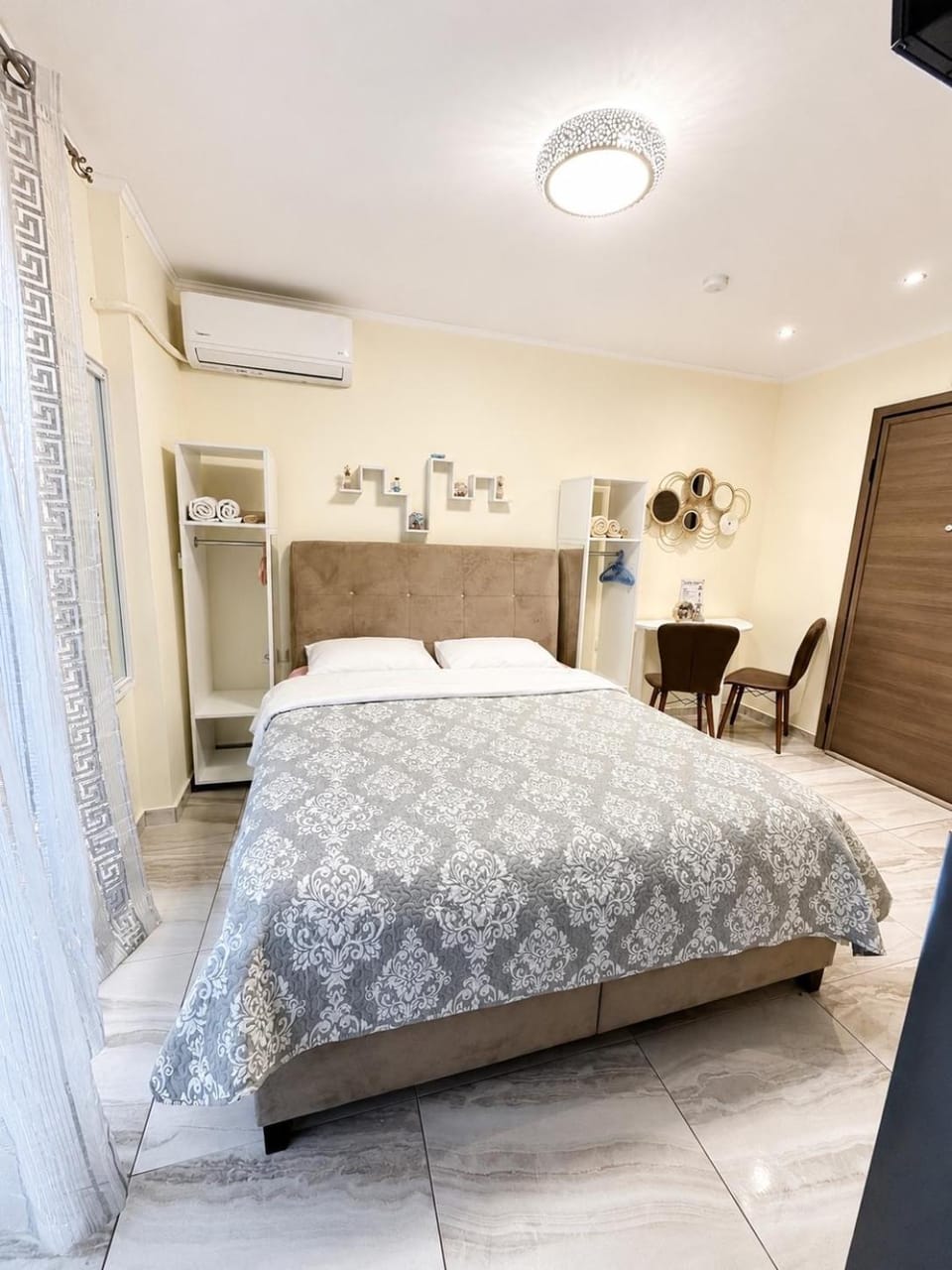 Emanuela Mystique with Private Parking Apartment in Kavala
