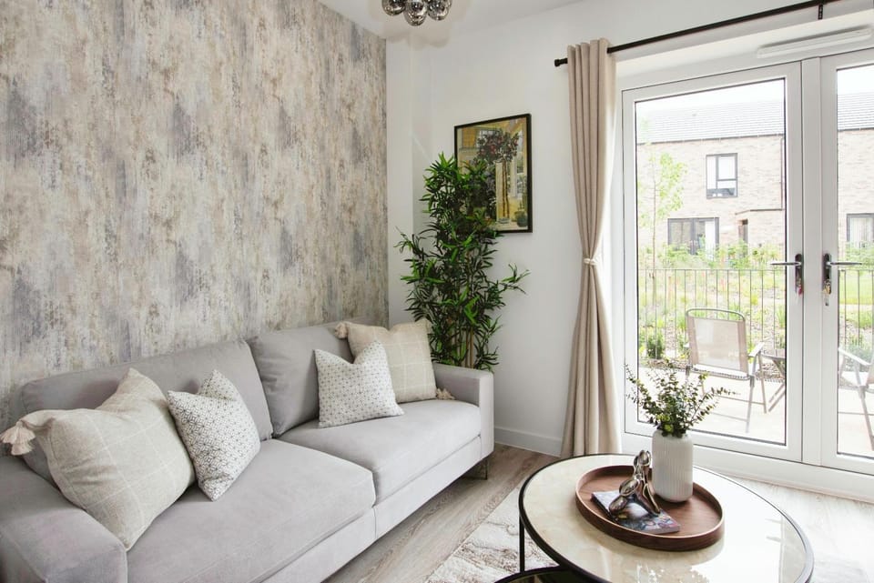 Day, Living room, Seating area
