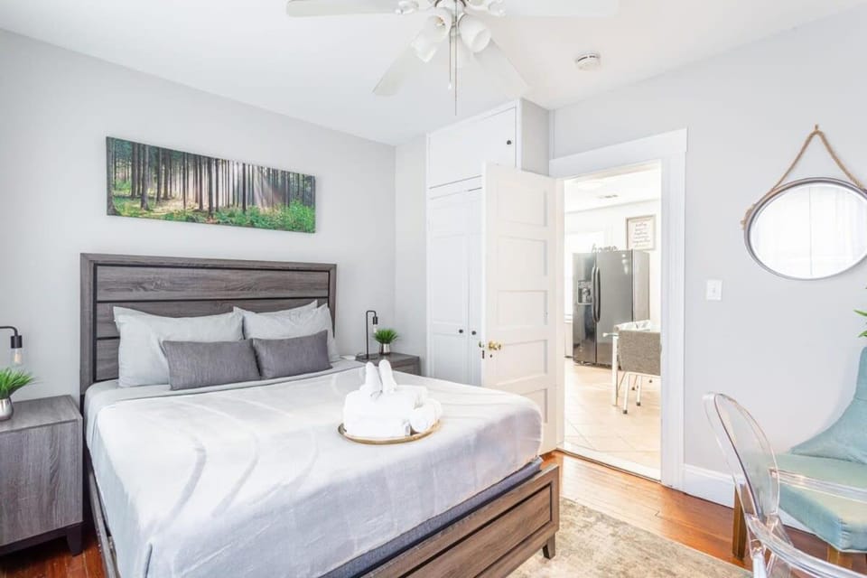 Spacious&Gracious- 5BR Fam-Friendly near I95&Shops House in Bridgeport