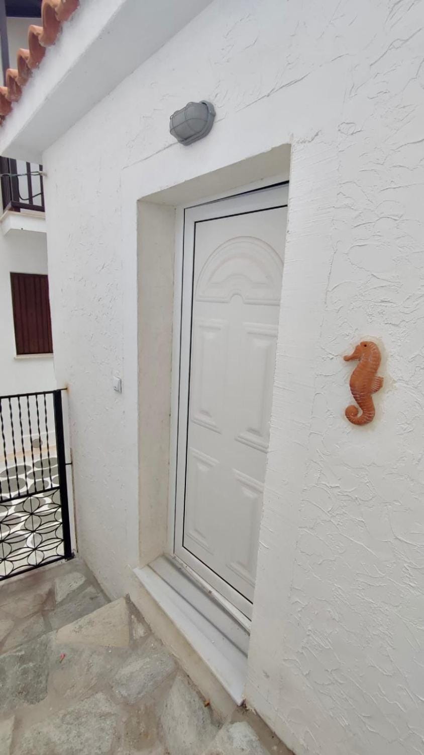 Azzuro Home Apartment in Skopelos