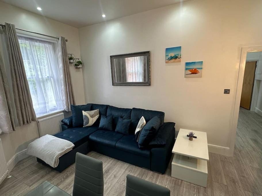 On the Beach Retreat Apartment in Bournemouth