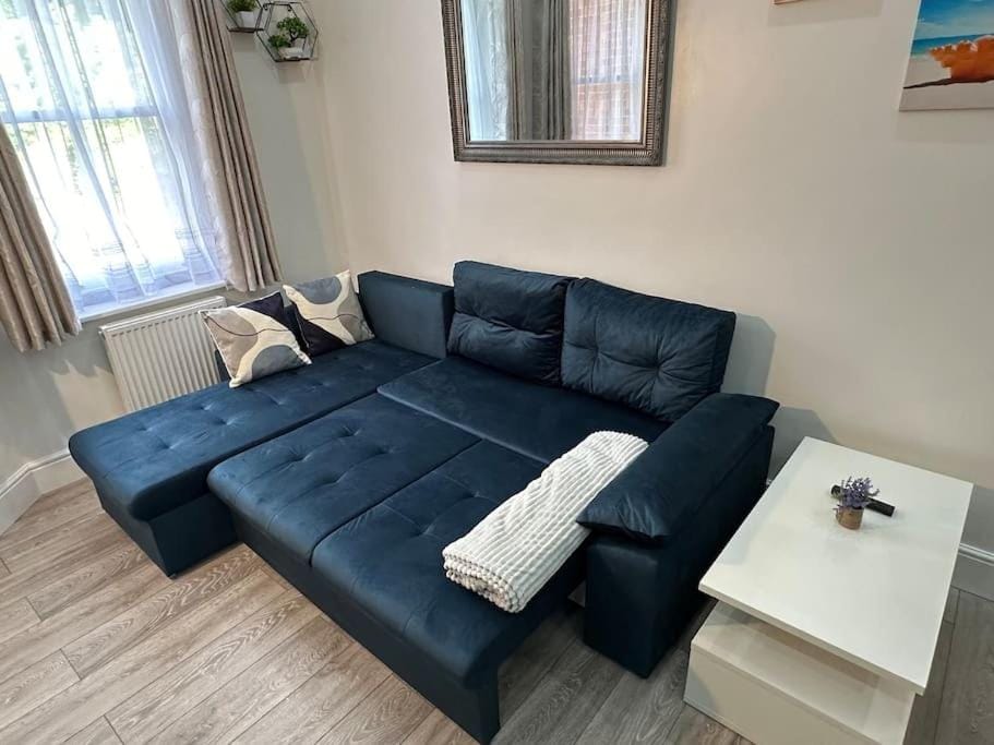 On the Beach Retreat Apartment in Bournemouth