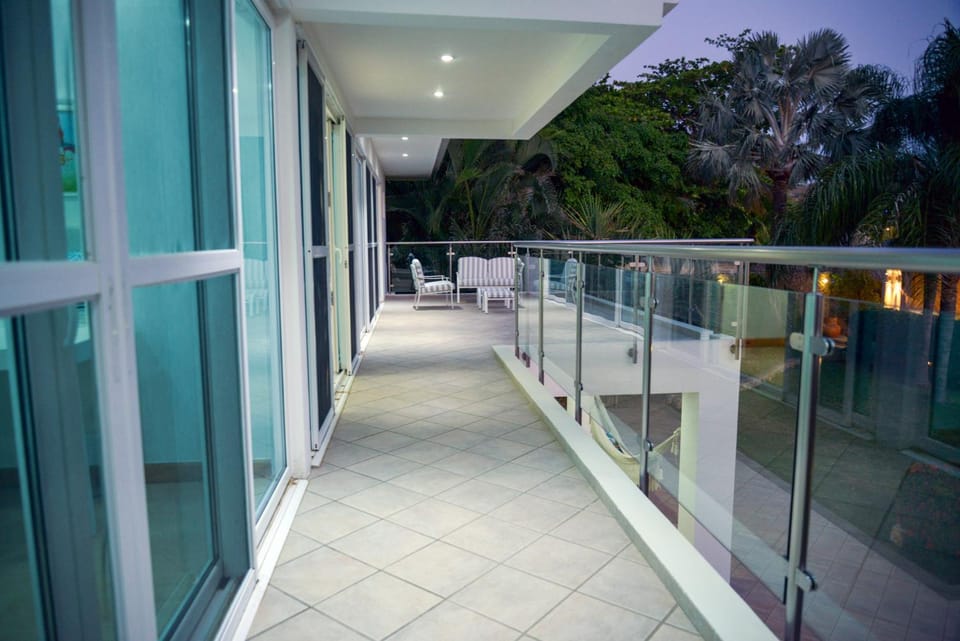 Property building, Balcony/Terrace