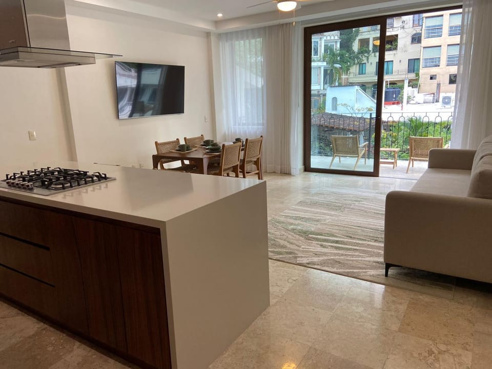 Kitchen or kitchenette, Living room, Dining area