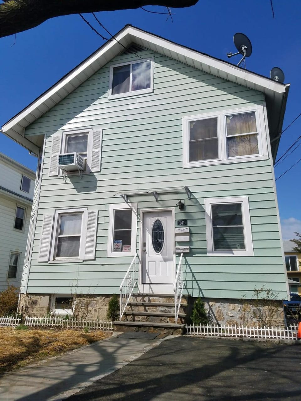 Bella room near downtown Train I-95 & beaches Apartment in Stamford