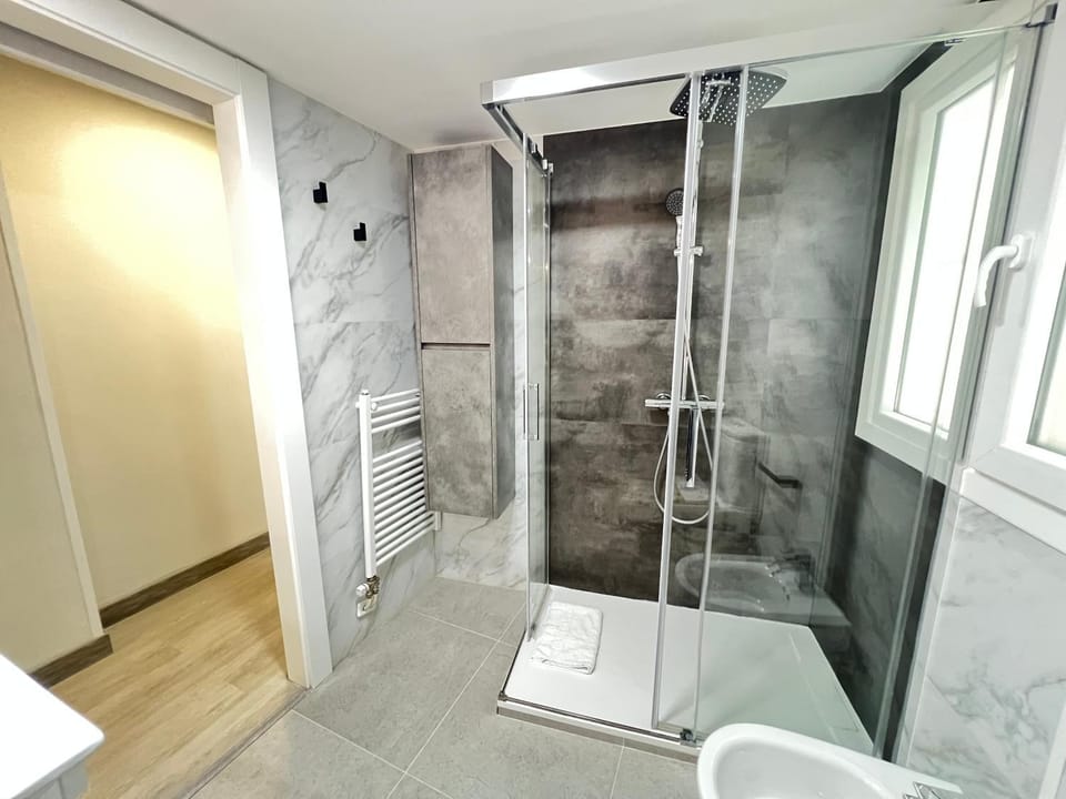PUSHE Granada Triunfo Art & Culture Apartment in Granada