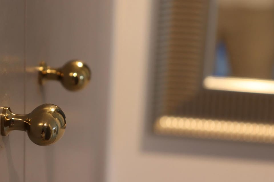 Night, Decorative detail