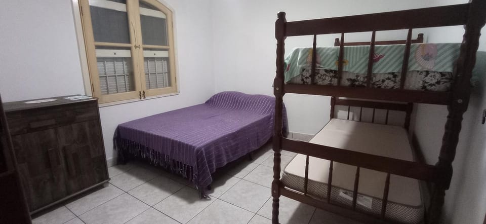 Casa temporada no Indaiá com wi-fi e churrasqueira House in Caraguatatuba