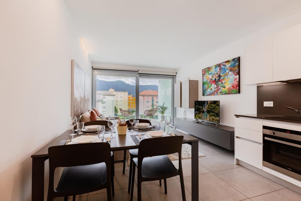 Seating area, pet friendly