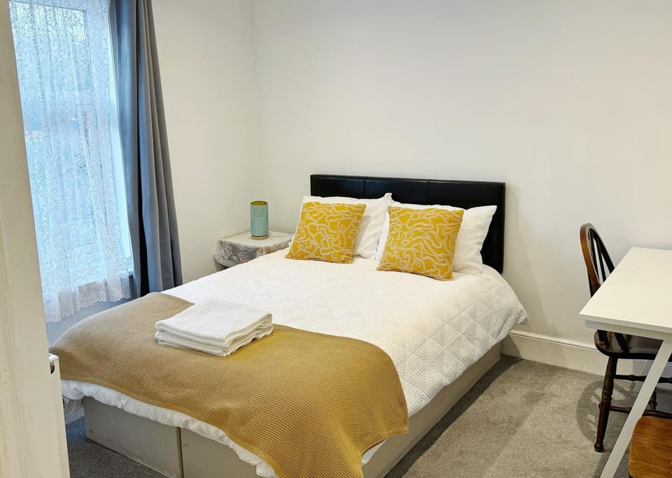 Shirley Guest House Vacation rental in Southampton