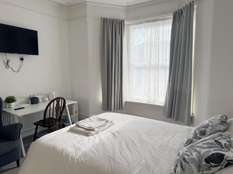 Shirley Guest House Vacation rental in Southampton