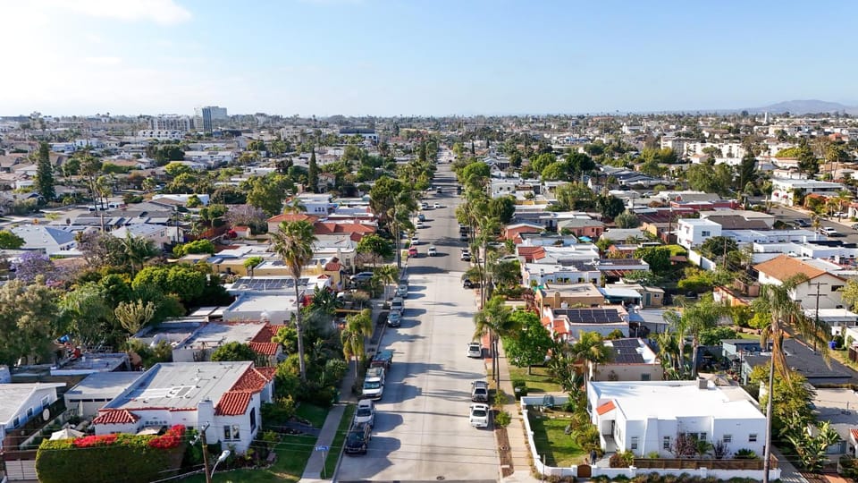 Property building, Day, Neighbourhood, Natural landscape, Bird's eye view, City view, Street view, Location