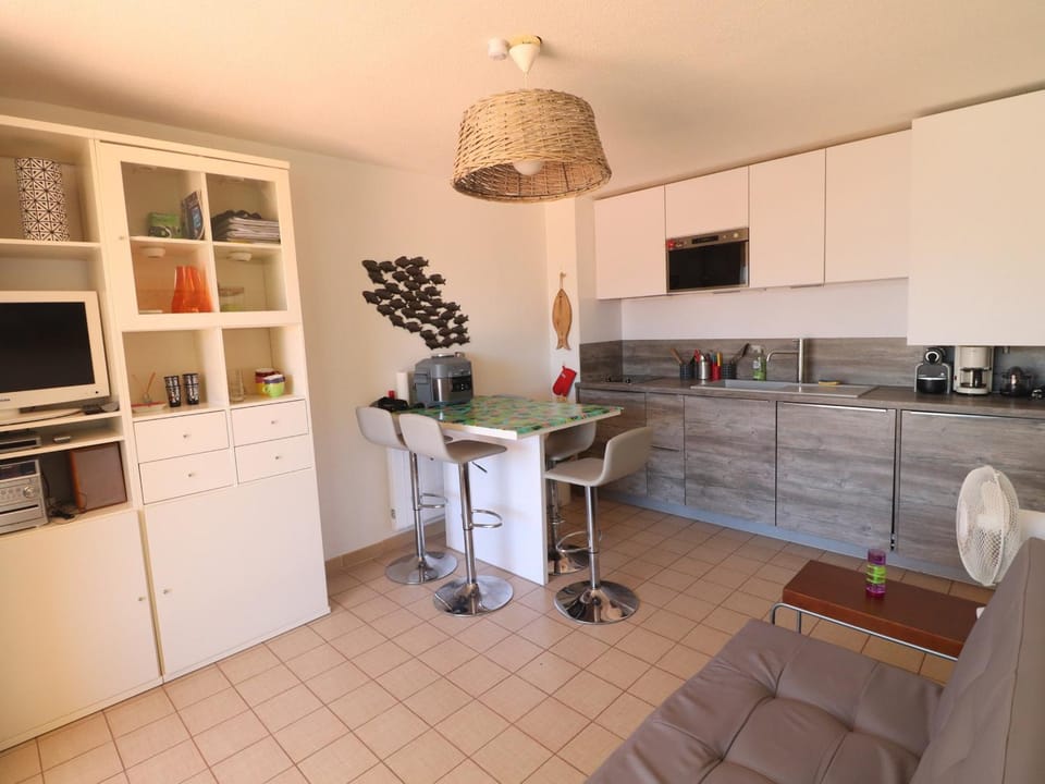Terrasse de 30m², 2 pièces à Sète - FR-1-472-203 Apartment in Occitanie