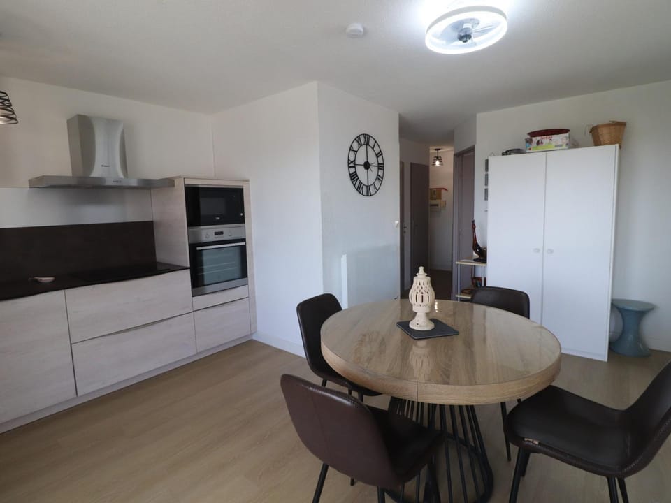 Confortable T3 avec terrasse et accès plage à Sète - FR-1-472-201 Apartment in Occitanie