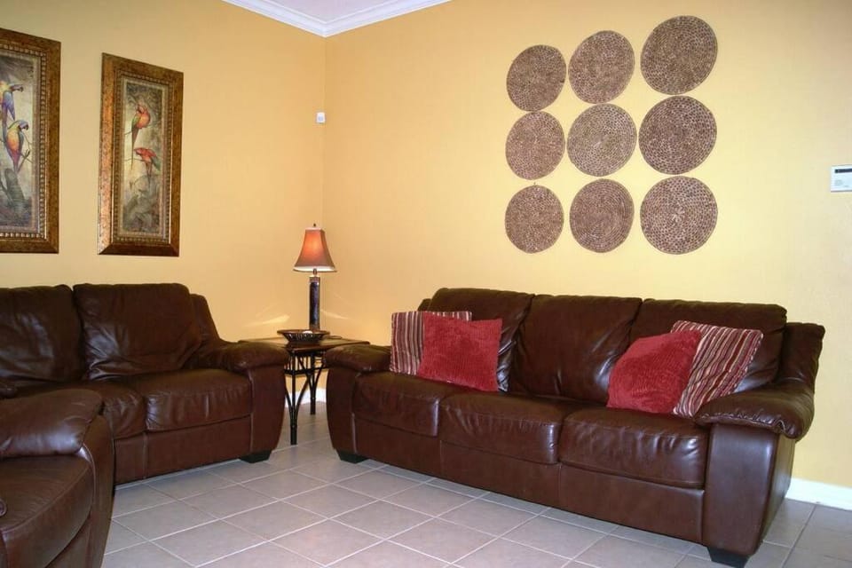 Los Cabos II #2 Mid-island 2-3 minute to walk beach access Apartment in South Padre Island