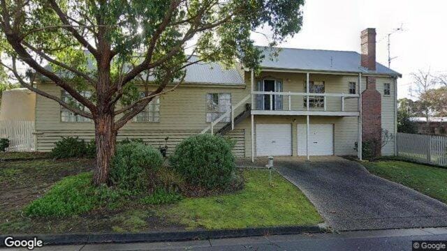 David's at Hillcrest House in Anglesea