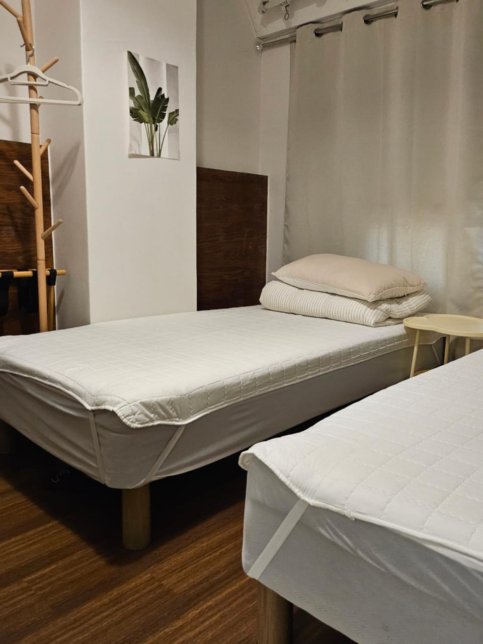 Travel Light Hostel Hostel in Busan
