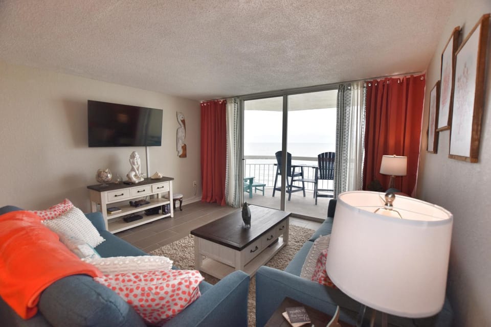 0704 Waters Edge Resort condo Apartment in Garden City